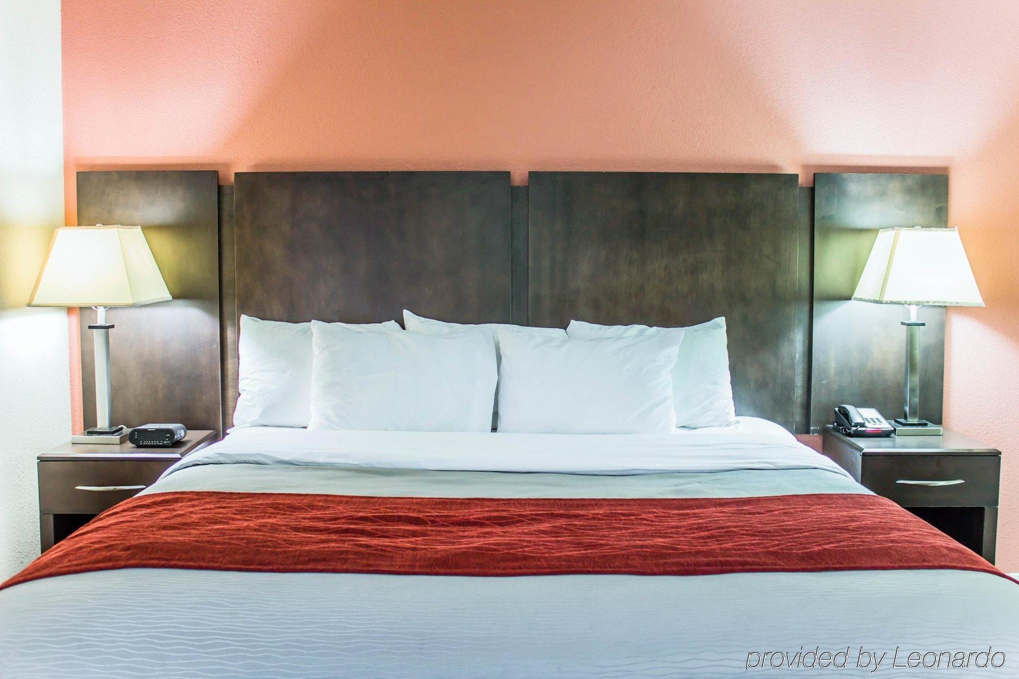 Quality Inn Raleigh Downtown Kültér fotó