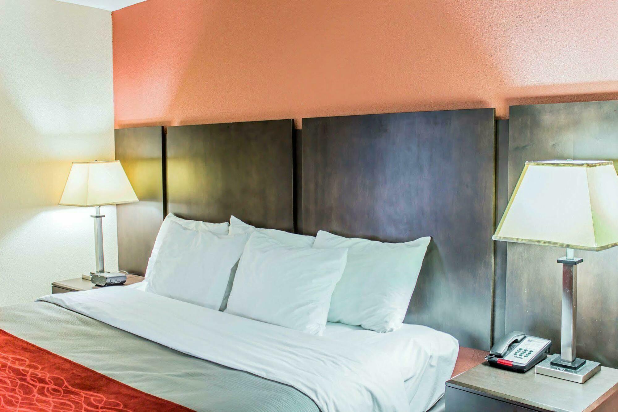 Quality Inn Raleigh Downtown Kültér fotó